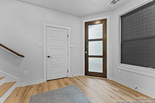 5843 Whitby Rd #6 — Photo 15