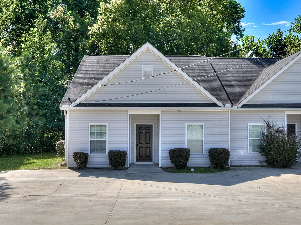 205 Old Berzelia Rd
