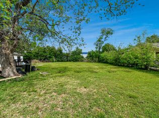 6711 Crestmont St, Houston, TX 77033