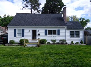 68 Elmwood Ave, West Springfield, MA 01089