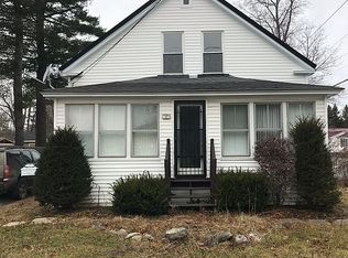 247 14th St, Bangor, ME 04401