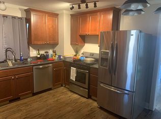 713 N Merrill Ave, Glendive, MT 59330