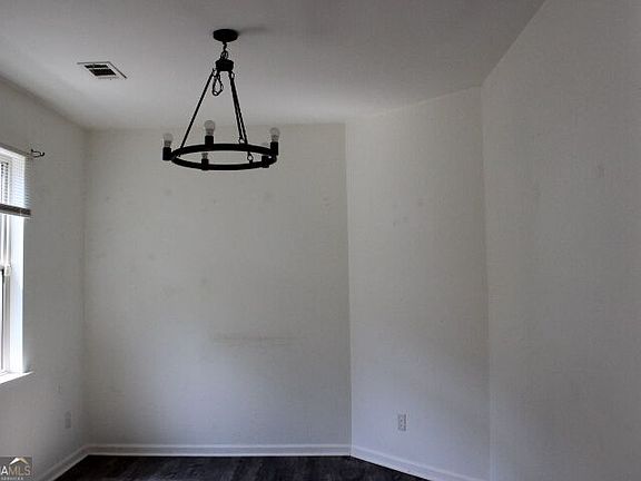 5th image of 234 River Meadow Dr