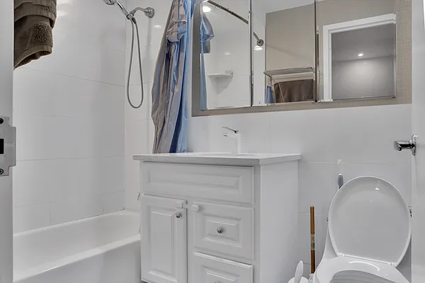 Rented by Green Manzana LLC | media 26