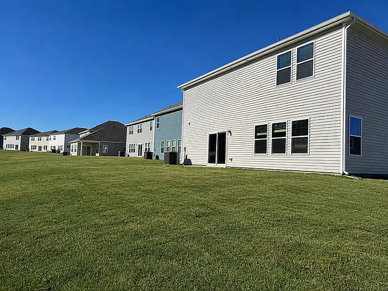 180 White Birch Ln — Photo 16