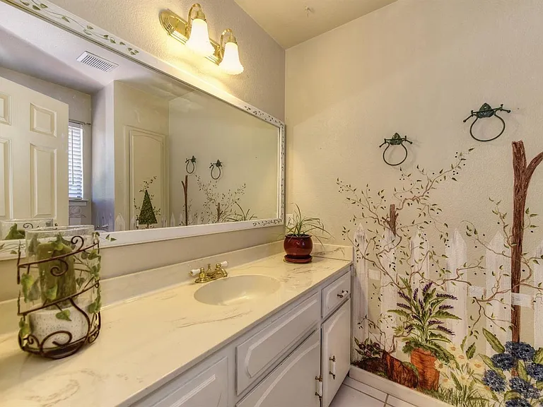 11646 Inverness Way #B — Photo 19