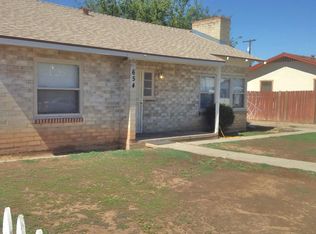 654 W Cambridge Ave, Fresno, CA 93705