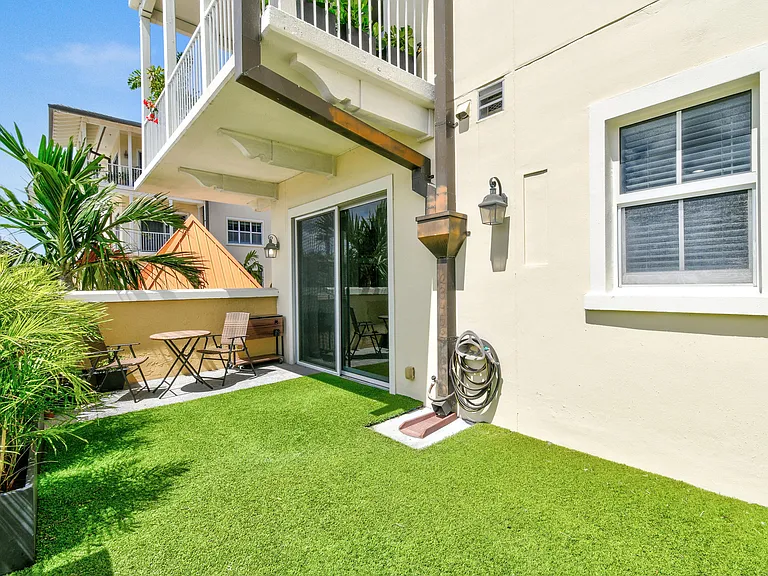 3940 N Flagler Dr #206 — Photo 22