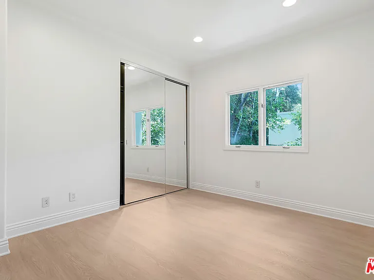 4156 Sunswept Dr — Photo 21