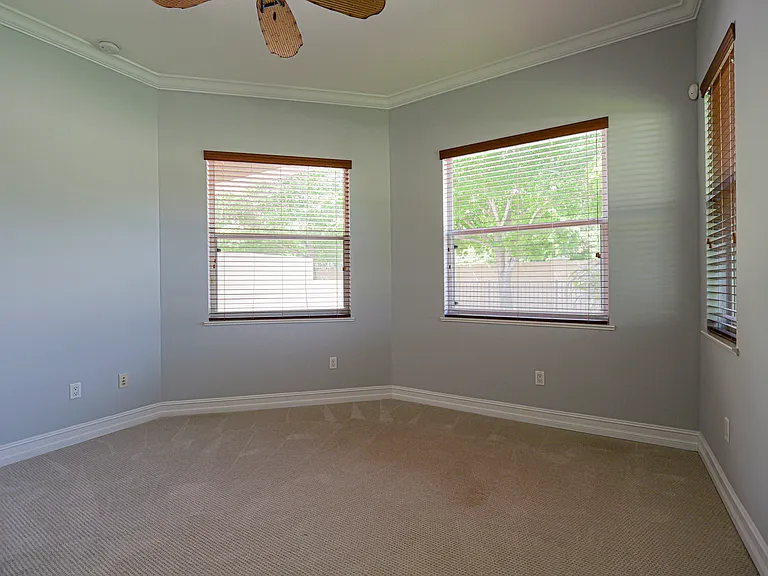 1965 Bridgepointe Cir #84 — Photo 26
