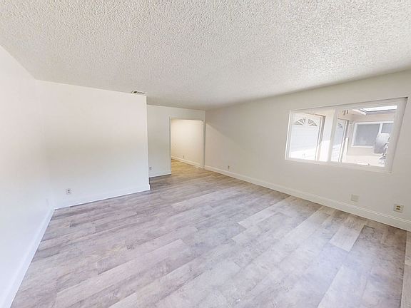 2nd image of 12210-12 Custer St #12212