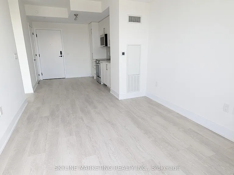 2450 Old Bronte Rd #437 — Photo 2