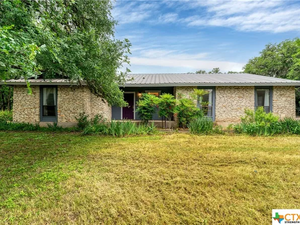 509 Deerwood Dr, San Marcos, TX 78666