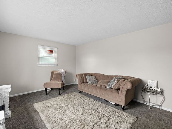 5th image of 3125 N Tacoma Ave