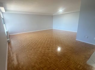 123 Bloor St W #307, Oshawa, ON L1J 1P5