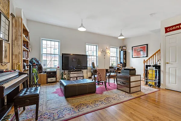 Rented by LG Fairmont Group | media 10