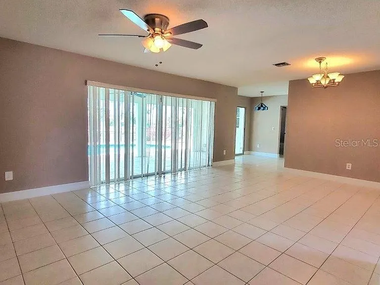 910 Santa Brigida Ct — Photo 13