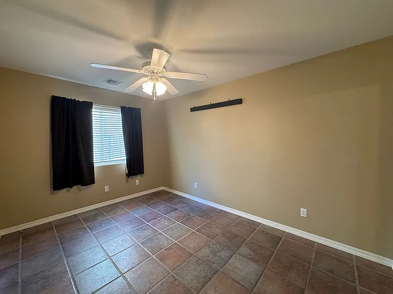 2037 E Desert Palms Dr — Photo 28