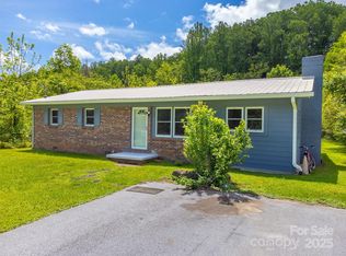 285 S Painter Rd, Cullowhee, NC 28723