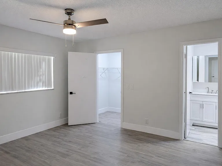 2613 SW Natura Ave — Photo 14