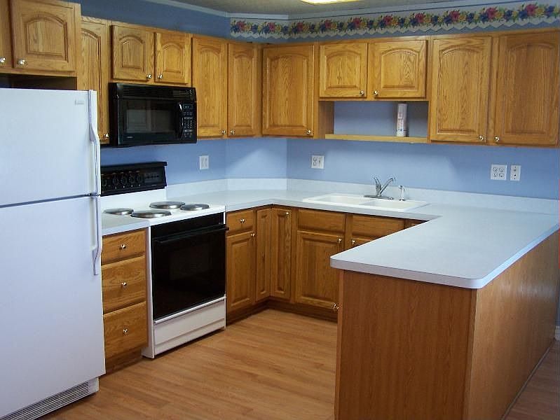 2nd image of 1384 W 103rd Pl