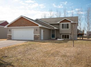 322 Pintail Ave, Baldwin, WI 54002