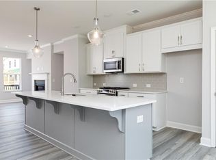 1337 Creekside Cir NW, Atlanta, GA 30318