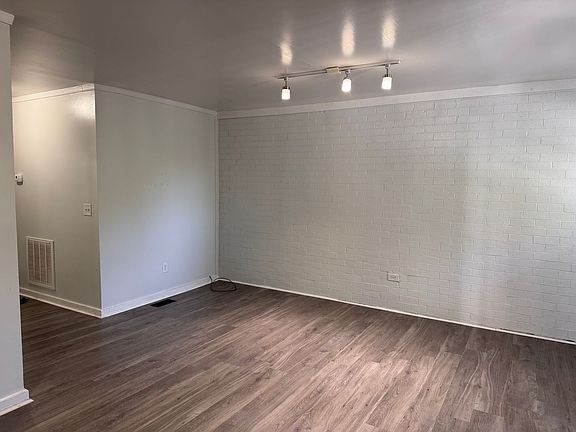 5th image of 1240 Old Liberty Rd #7