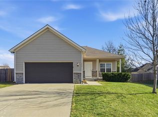 771 S Cherry St, Gardner, KS 66030