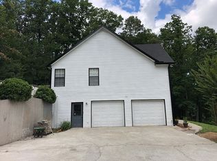 13 Chestnut Ridge Dr NE, Cartersville, GA 30121