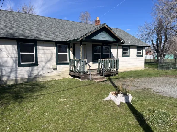 512 W 3rd St, Alturas, CA 96101