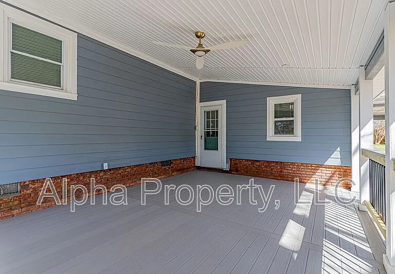 206 E Arlington Ave — Photo 22