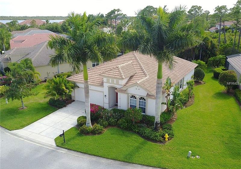 1st image of 13316 Golf Pointe Dr
