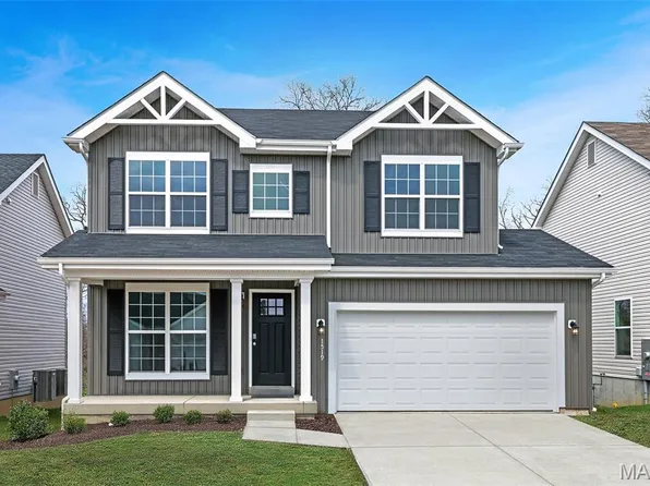 1519 Winding Meadows Dr, Fenton, MO 63026