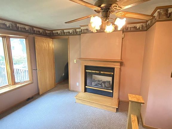 3rd image of 397 Blue River Lodge Cir S