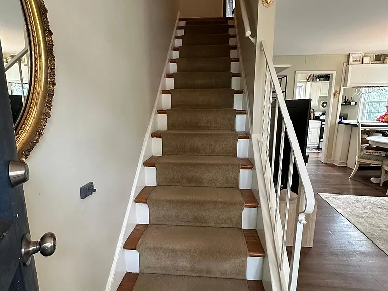 49 E Rosemont Ave — Photo 24