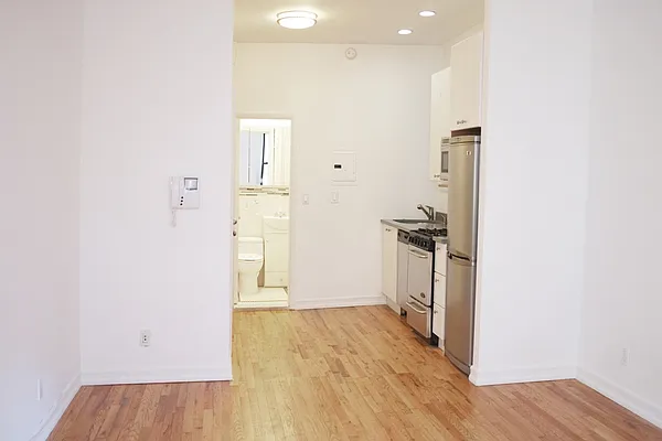 Rented by LG Fairmont Group | media 23