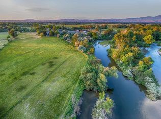 2040 Artesian Rd, Eagle, ID 83616