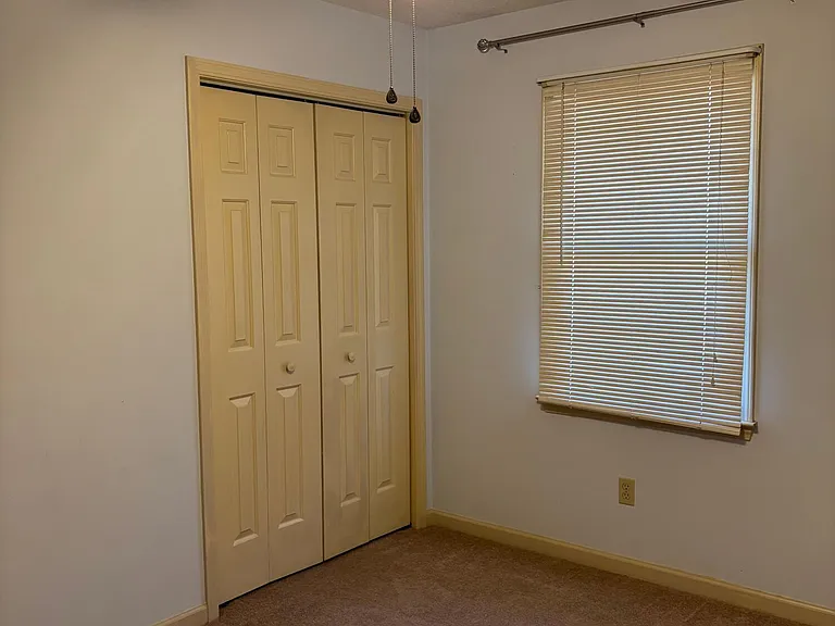 1460 Crowndale Dr — Photo 30