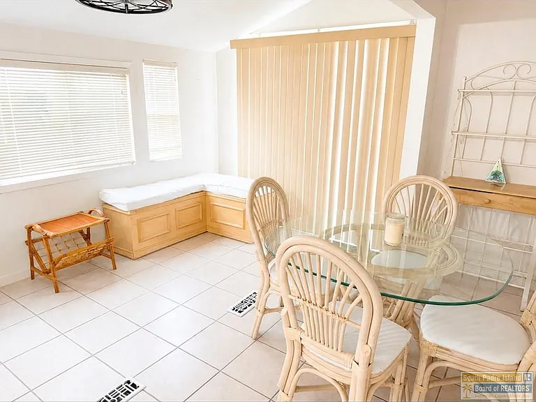 583 Star Fish Dr — Photo 6