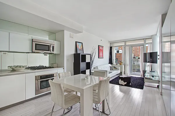 Rented by Compass | media 4
