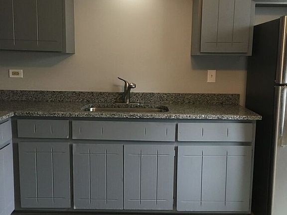 2nd image of 9715 S Harlem Ave #3NW