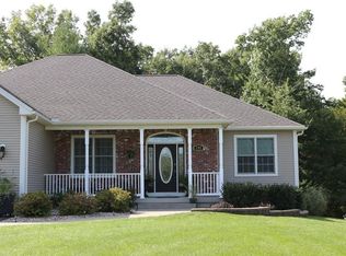 140 Pinewood Rd, Ludlow, MA 01056