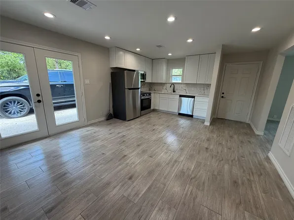 28316 E Hardy Rd, Spring, TX 77373