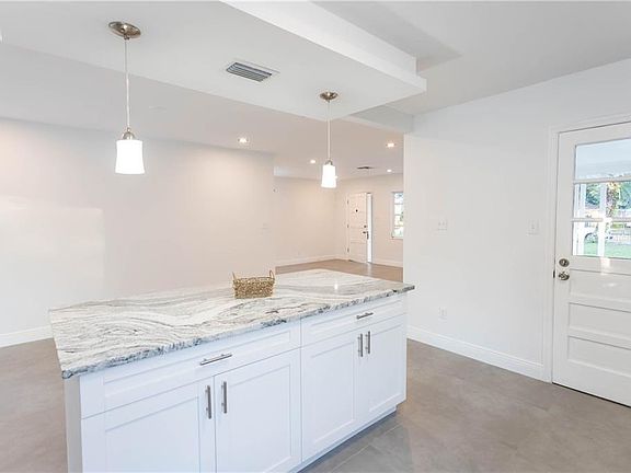 5th image of 7806 N 58th St