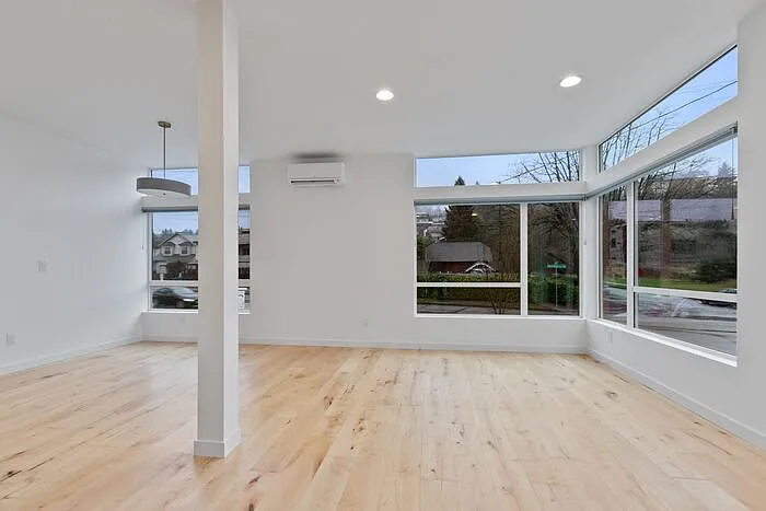7331 Fauntleroy Way SW — Photo 19