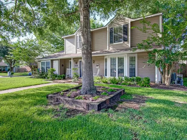 2526 Portland Dr, Richmond, TX 77406