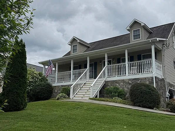 522 Crooke St, Hampton, TN 37658