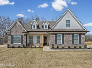 1368 Creek Haven Dr, Hernando, MS 38632