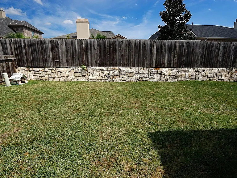 1067 Cedar Lake Ct — Photo 33